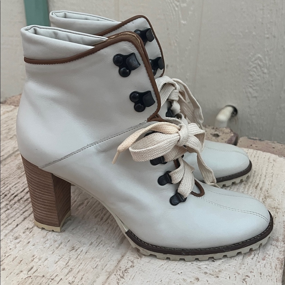 COACH Lucia Lace-Up High Heel Ankle Boot Size 7